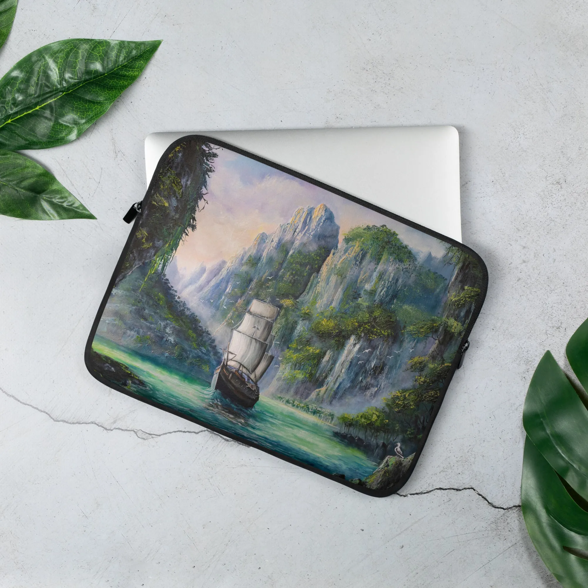 Arrival - Laptop Sleeve