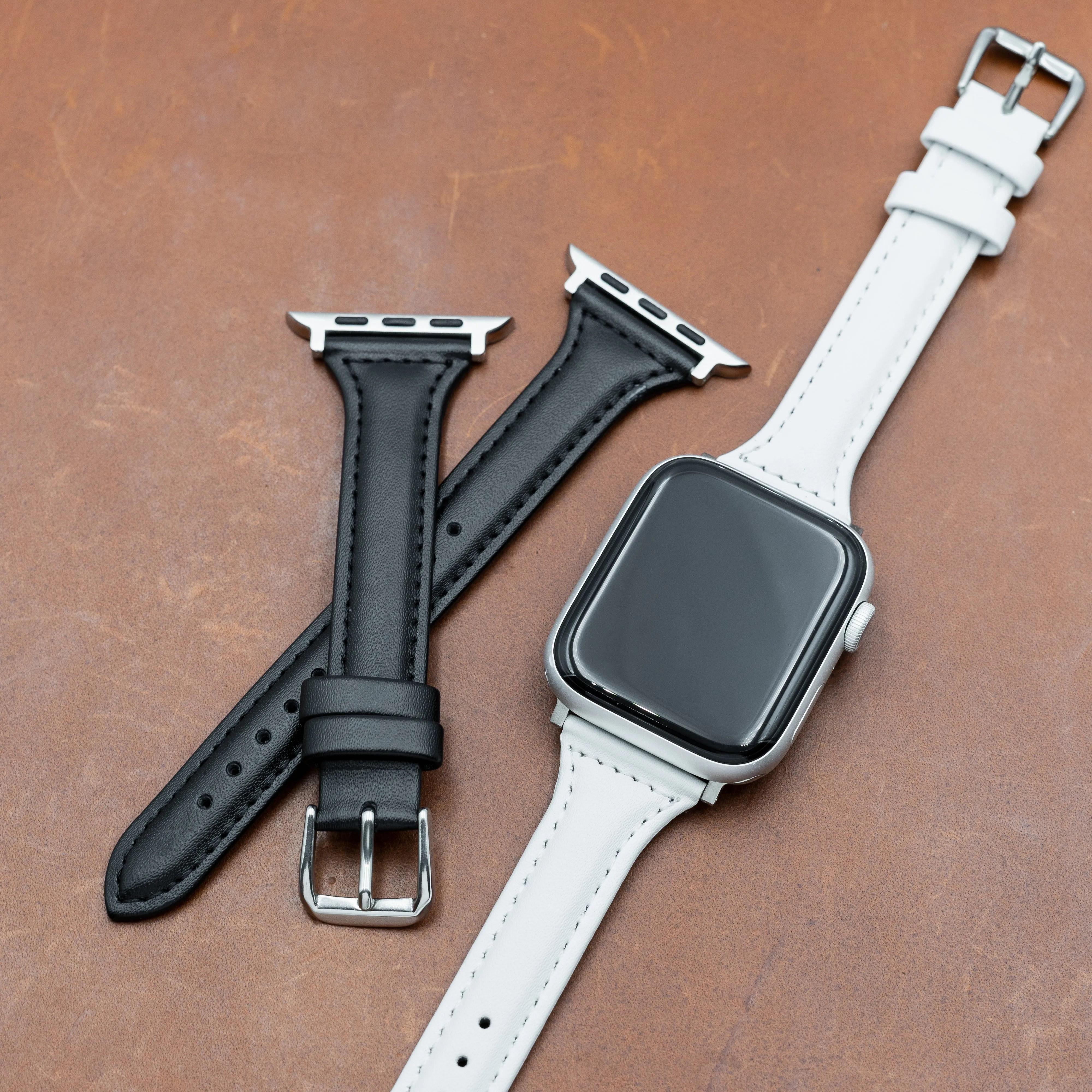 Slim Leather Strap in Black (Apple Watch)